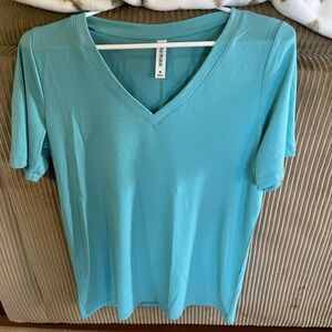 Zenana Outfitters Light Blue Dusty Teal V-Neck Tee